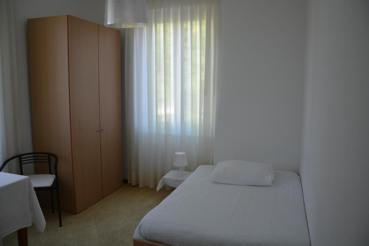 Hotel Villa Selva Lugano Rum bild